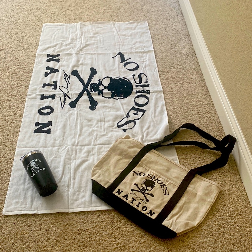 Kenney Chesney Combo Beach Towel, Tumbler and Tote